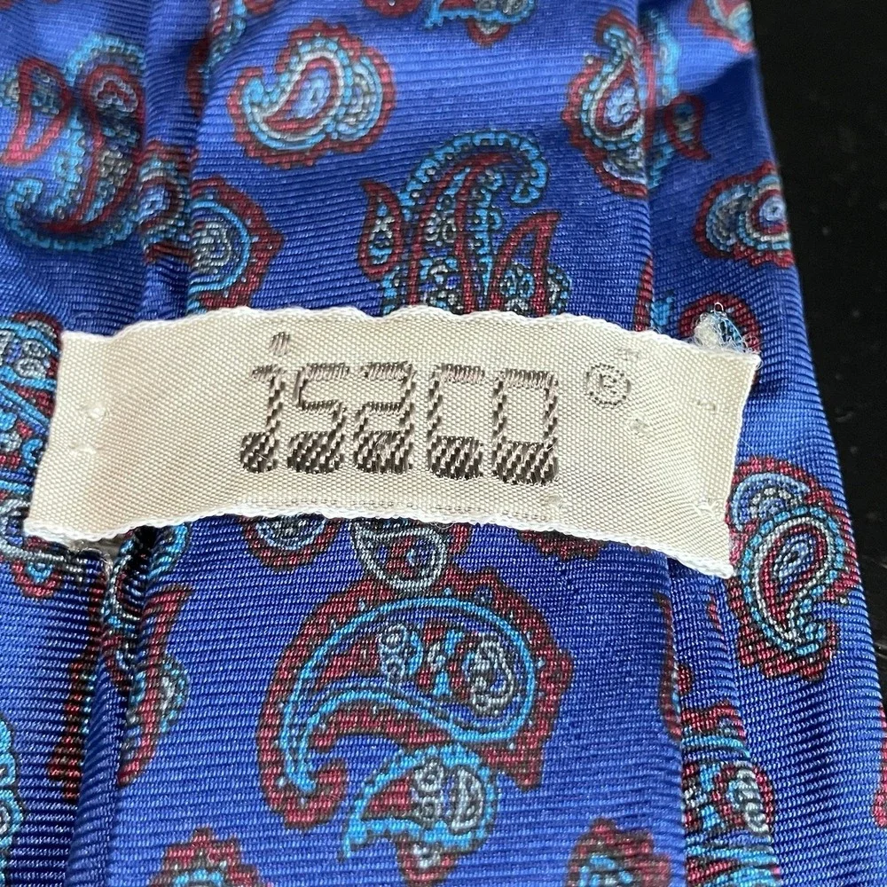 Isaco 100% Silk Paisley Necktie Blue Red Made in Italy Mens Luxury Tie